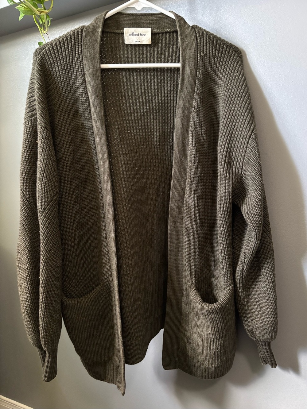 Aritzia Wilfred Free Unwind Cardigan
